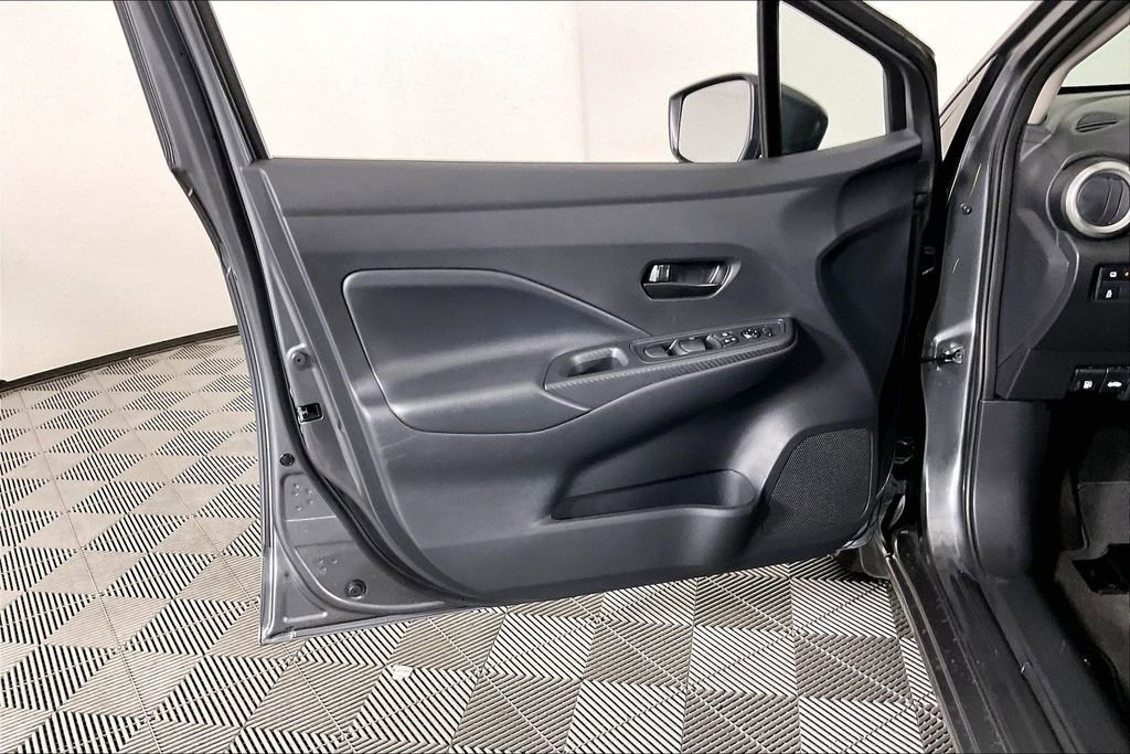 New 2025 Nissan Versa S w/ Trunk Package image 41