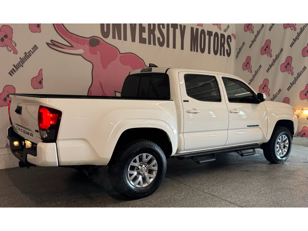 Used 2021 Toyota Tacoma SR AWD/4WD image 10