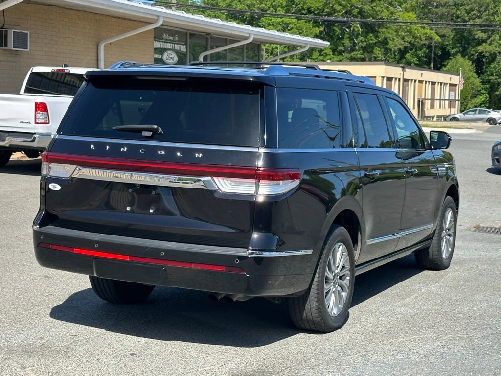 Used 2024 Lincoln Navigator L 4WD image 9