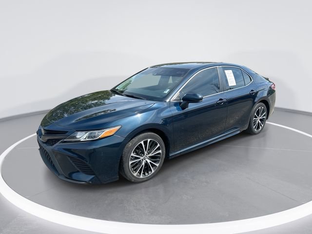Used 2019 Toyota Camry SE image 1