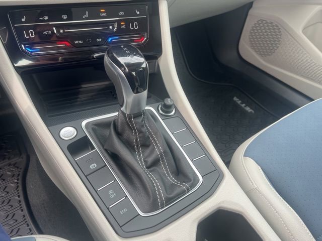 New 2025 Volkswagen Jetta SE image 12