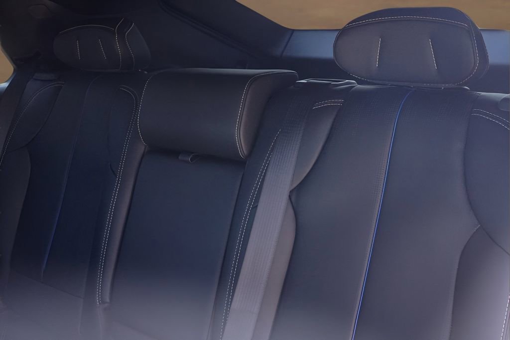 New 2026 Cadillac Lyriq Luxury w/ LPO, Floor Liner Package AWD/4WD image 21