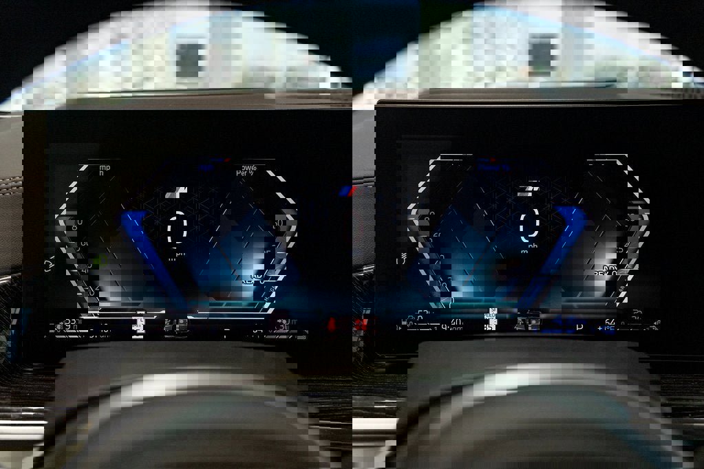 New 2026 BMW X5 xDrive50e w/ M Sport Package image 32