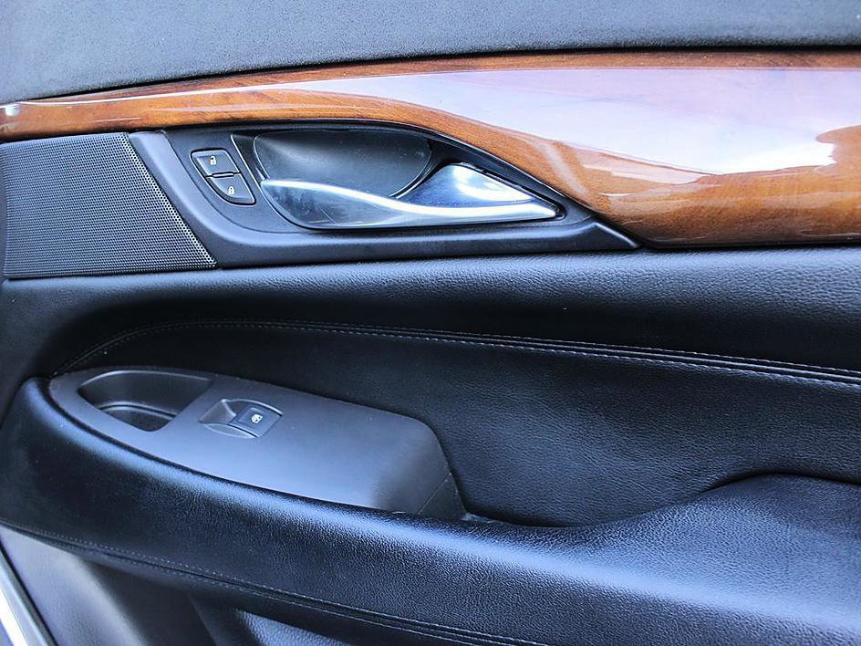 Used 2017 Cadillac Escalade Premium Luxury image 27