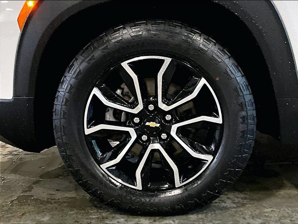 Used 2023 Chevrolet TrailBlazer ACTIV FWD image 7