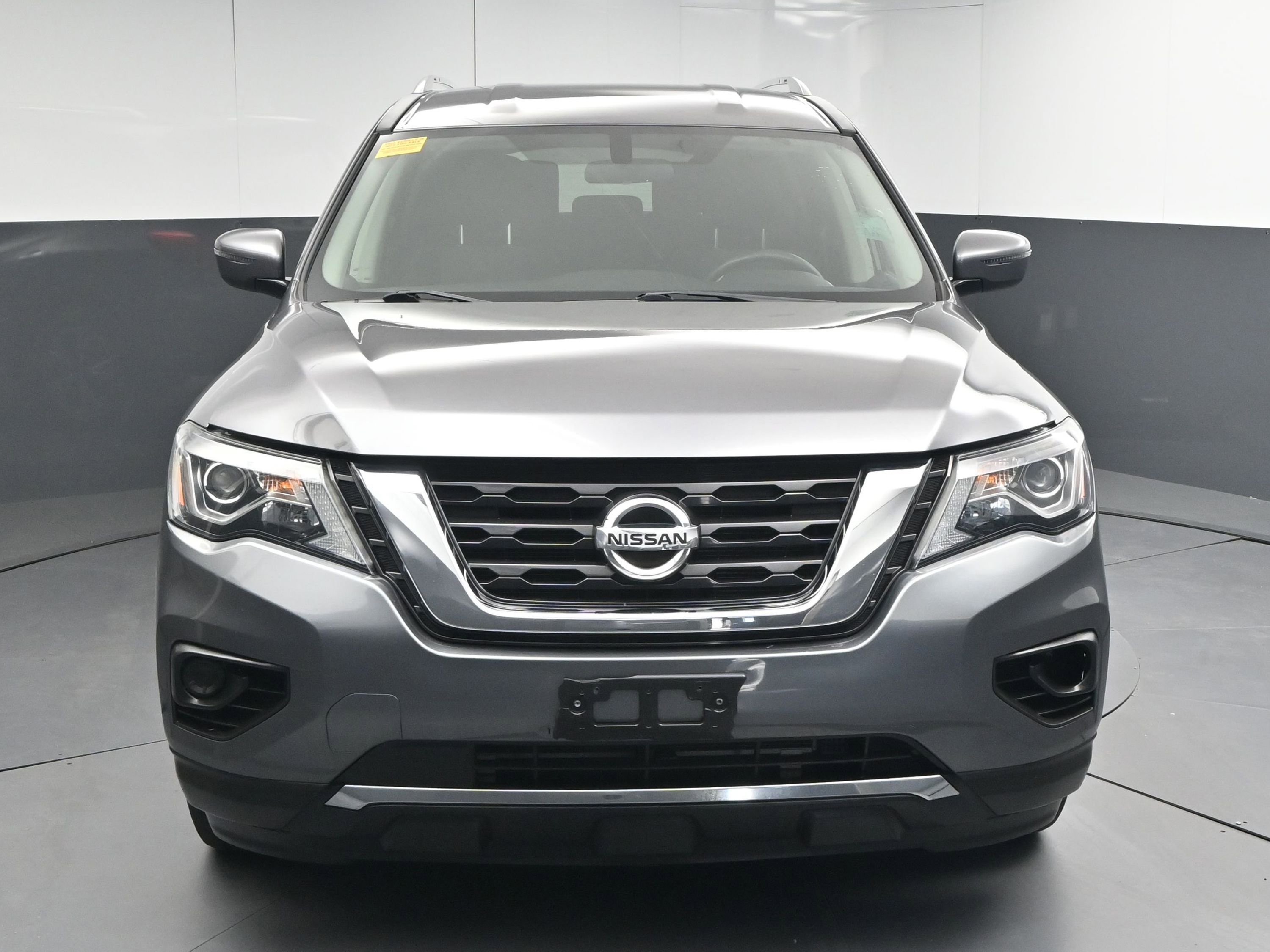 Used 2020 Nissan Pathfinder S image 7