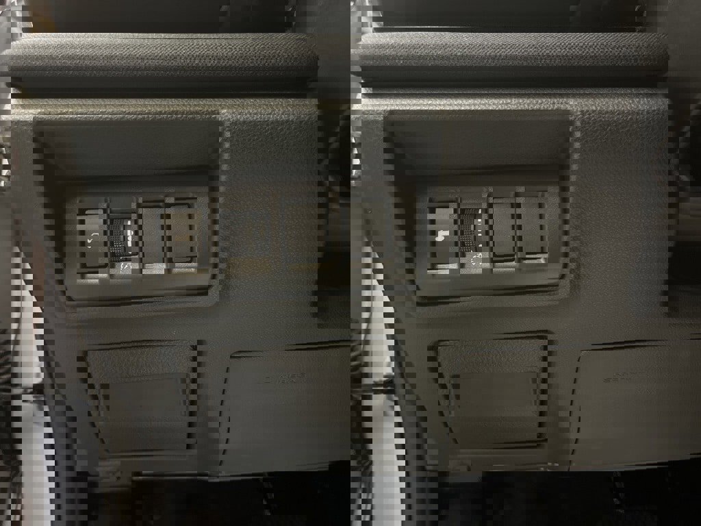 Certified 2025 Subaru Legacy image 12