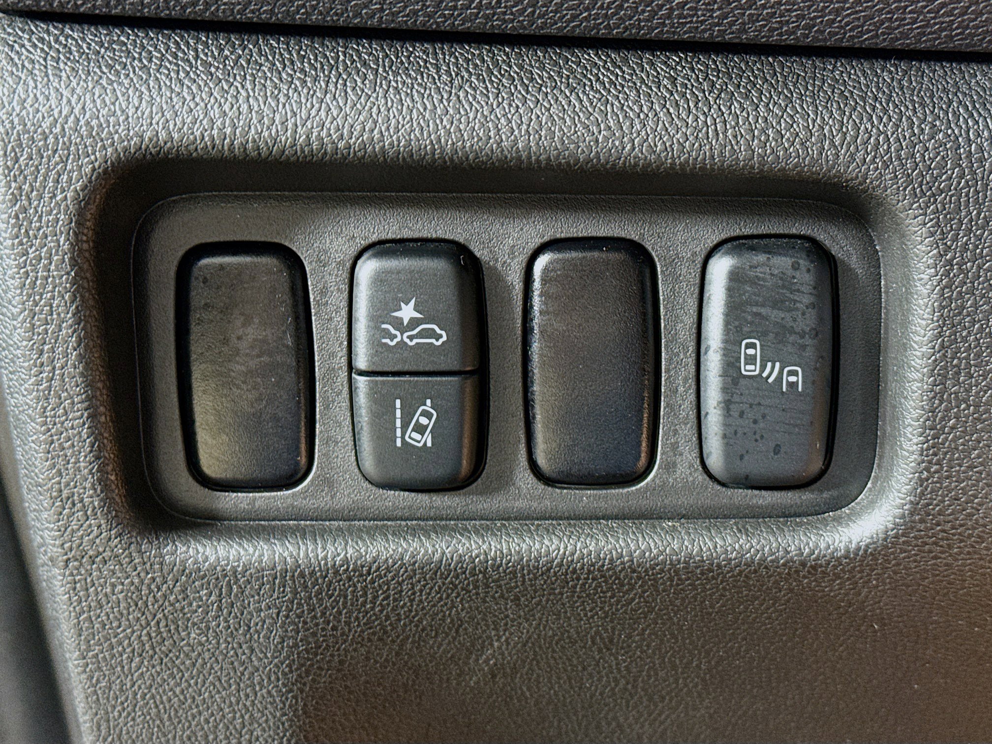 Used 2024 Mitsubishi Outlander Sport SE AWD/4WD image 9