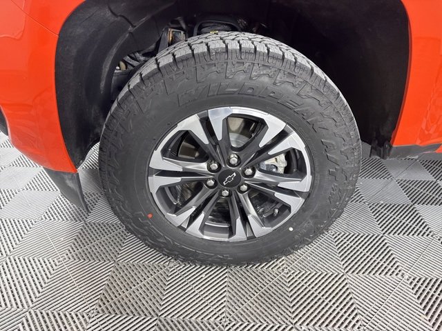 Used 2021 Chevrolet Colorado Z71 w/ Safety Package image 9