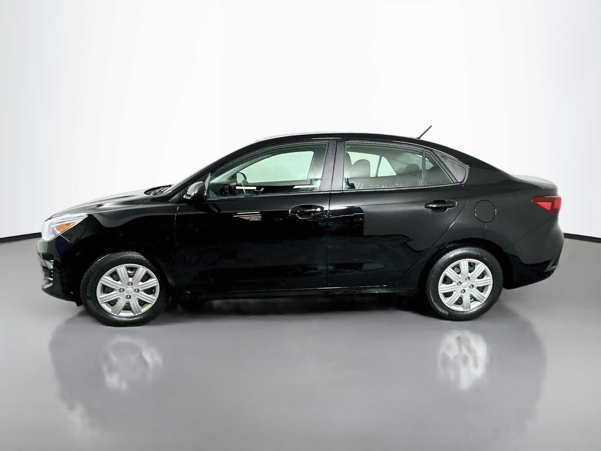 Certified 2022 Kia Rio LX FWD image 4