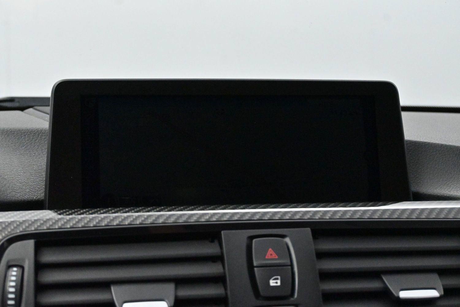 Used 2015 BMW M4 Convertible RWD image 28