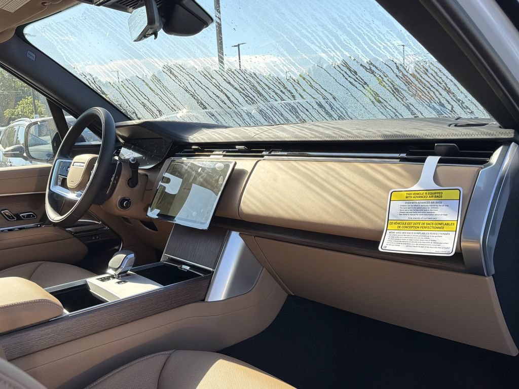 New 2026 Land Rover Range Rover SE AWD/4WD image 17