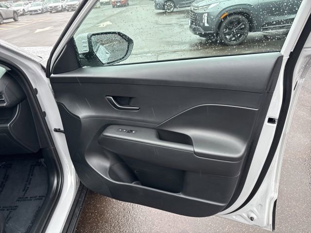 Certified 2026 Hyundai Kona SE image 8