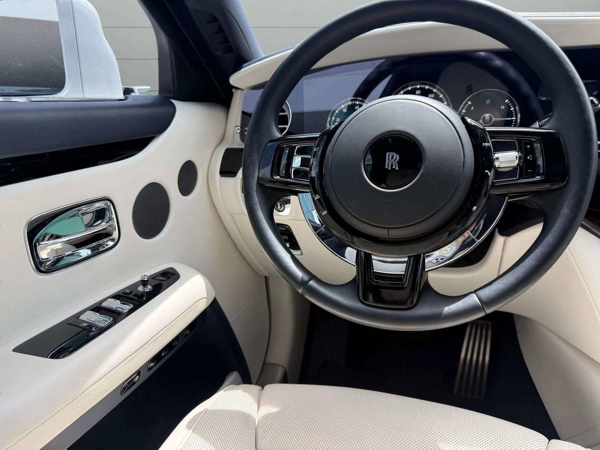 Used 2022 Rolls-Royce Ghost AWD/4WD image 41