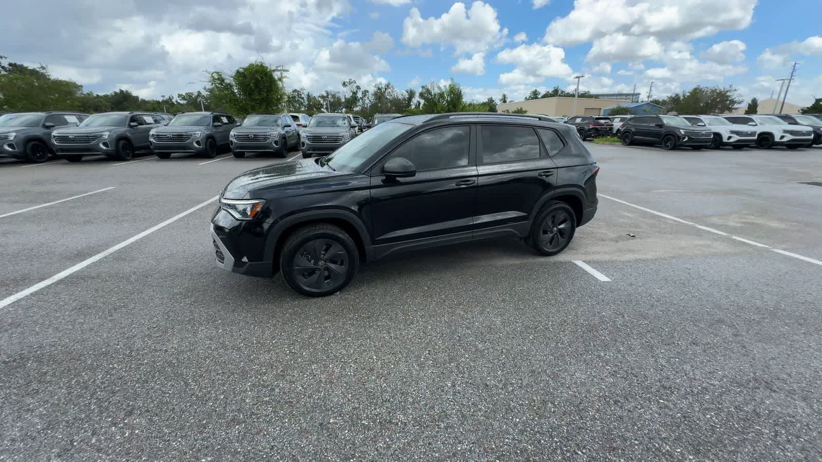 Used 2026 Volkswagen Taos S FWD image 4