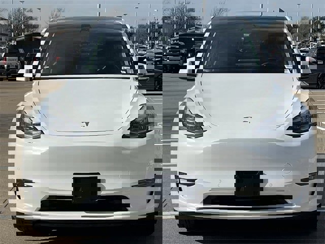 Used 2021 Tesla Model Y Long Range image 8