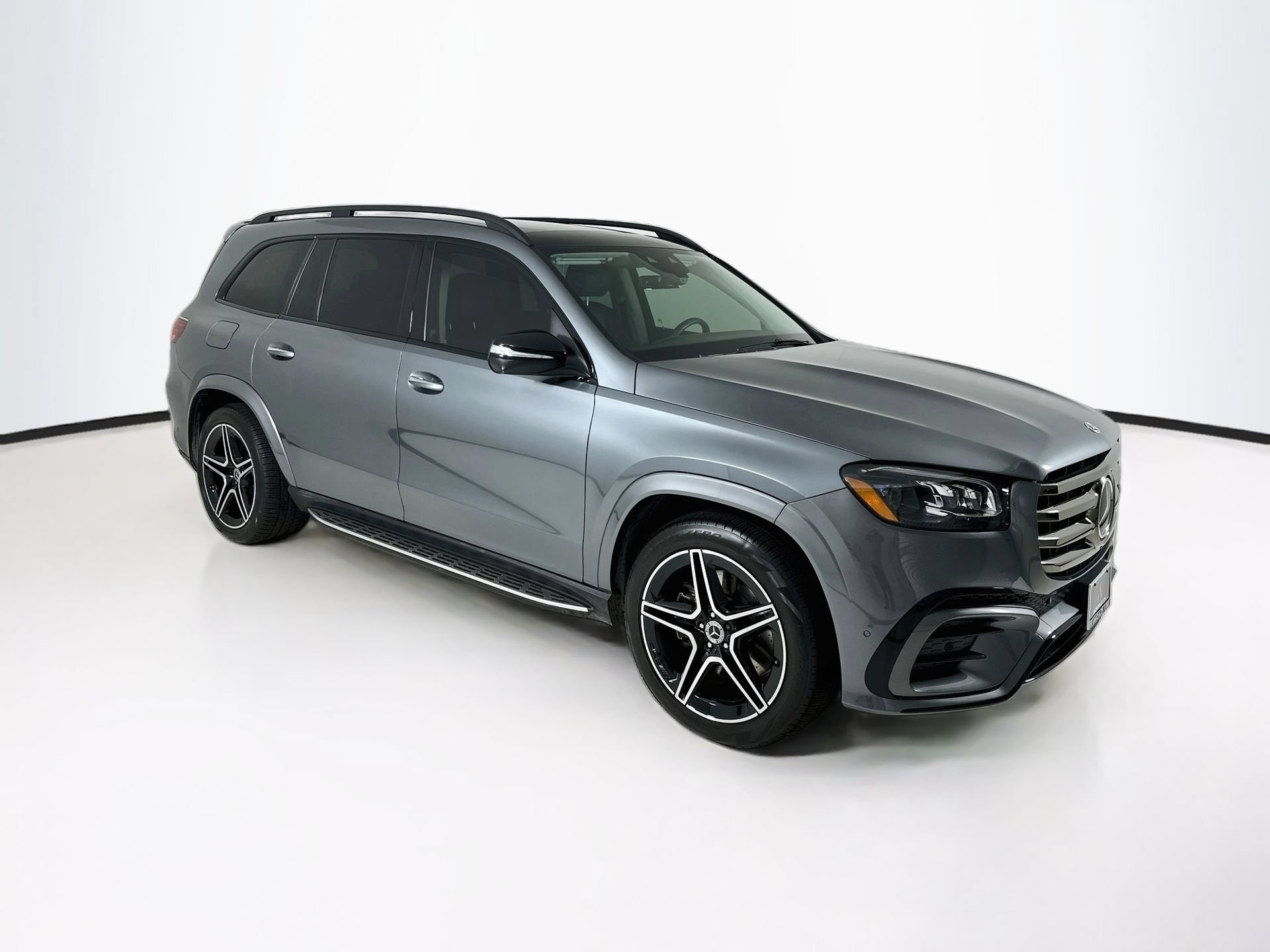 Used 2024 Mercedes-Benz GLS 450 4MATIC image 1