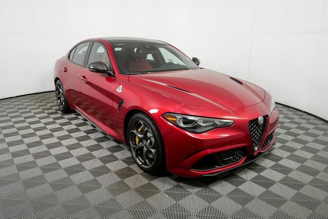 New 2024 Alfa Romeo Giulia Quadrifoglio image 25