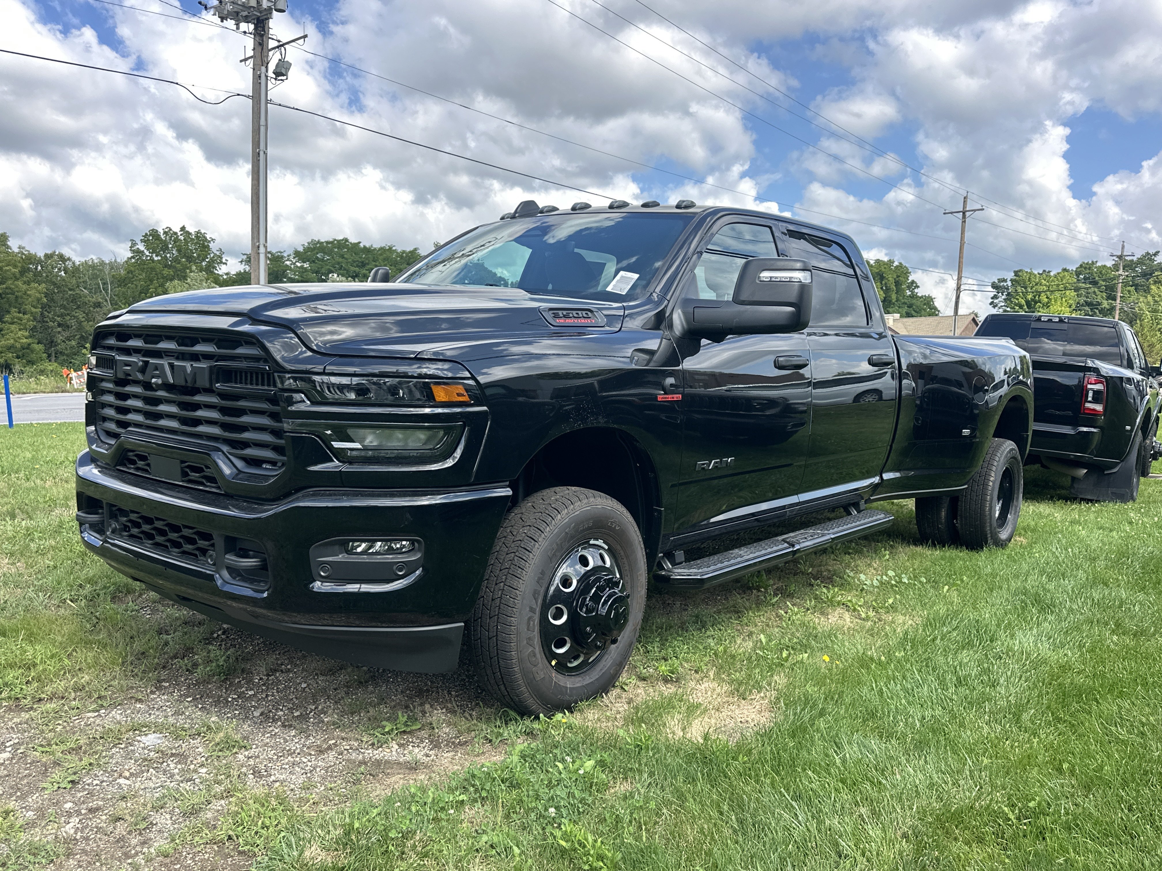New 2026 RAM 3500 Big Horn AWD/4WD image 24
