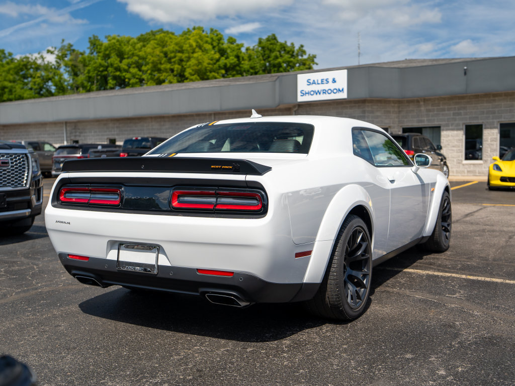 Used 2022 Dodge Challenger R/T Scat Pack RWD image 6