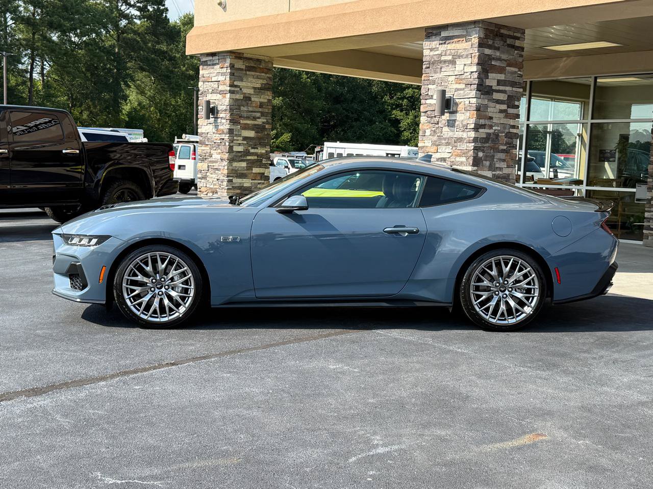 Used 2024 Ford Mustang GT Premium RWD image 2