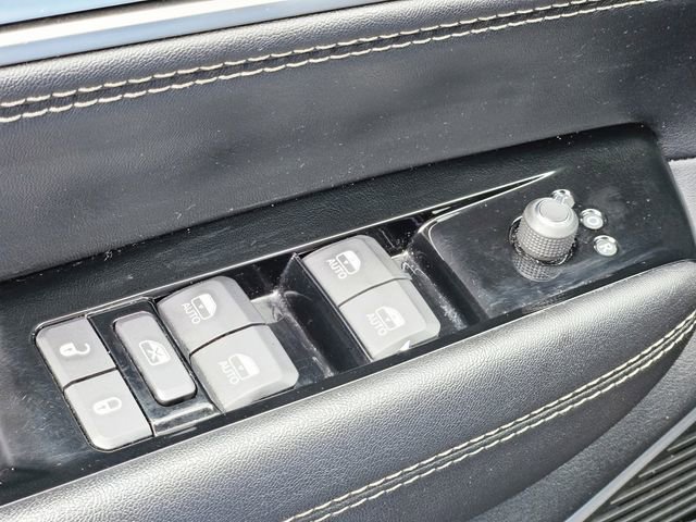 Used 2024 Jeep Wagoneer L Series II w/ Flexible Seating Group image 21