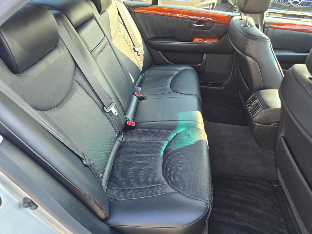 Used 2005 Lexus LS 430 image 24