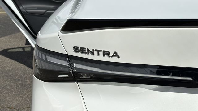 New 2026 Nissan Sentra SR image 12