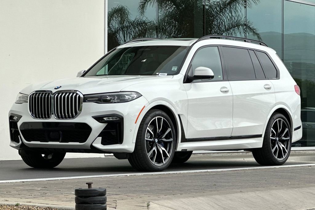 Used 2019 BMW X7 xDrive50i w/ M Sport Package AWD/4WD image 7