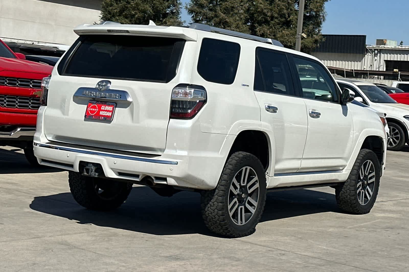 Used 2014 Toyota 4Runner Limited AWD/4WD image 3