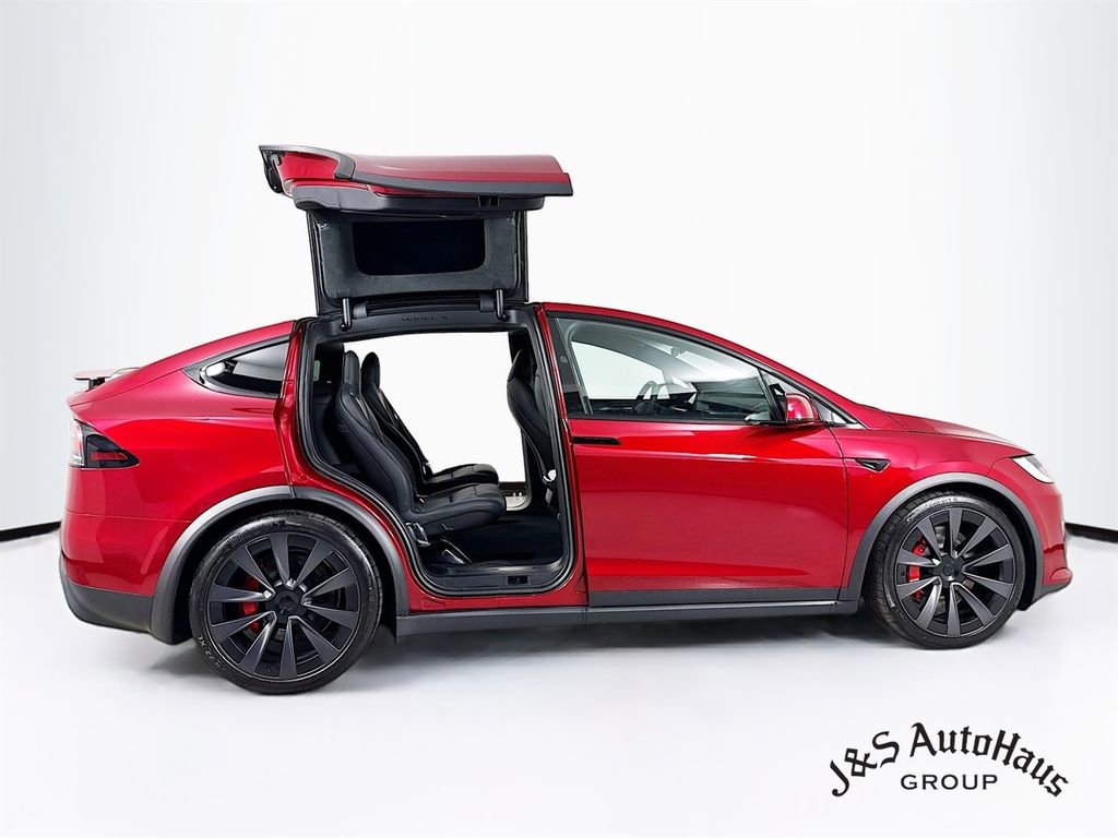 Used 2025 Tesla Model X Plaid image 8