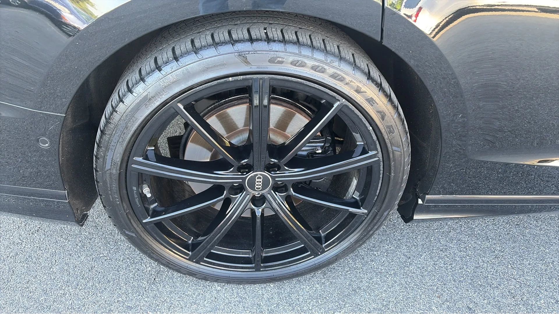 Used 2022 Audi A8 L 3.0T w/ Executive Package AWD/4WD image 25