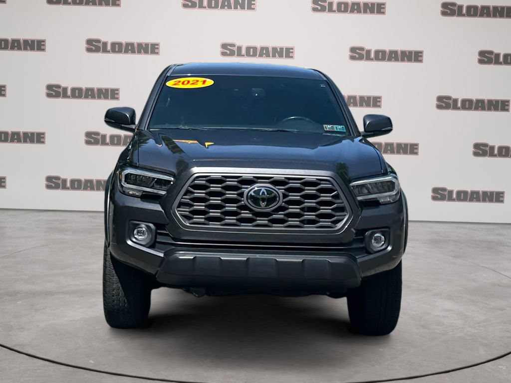 Used 2021 Toyota Tacoma TRD Off-Road w/ Technology Package AWD/4WD image 8