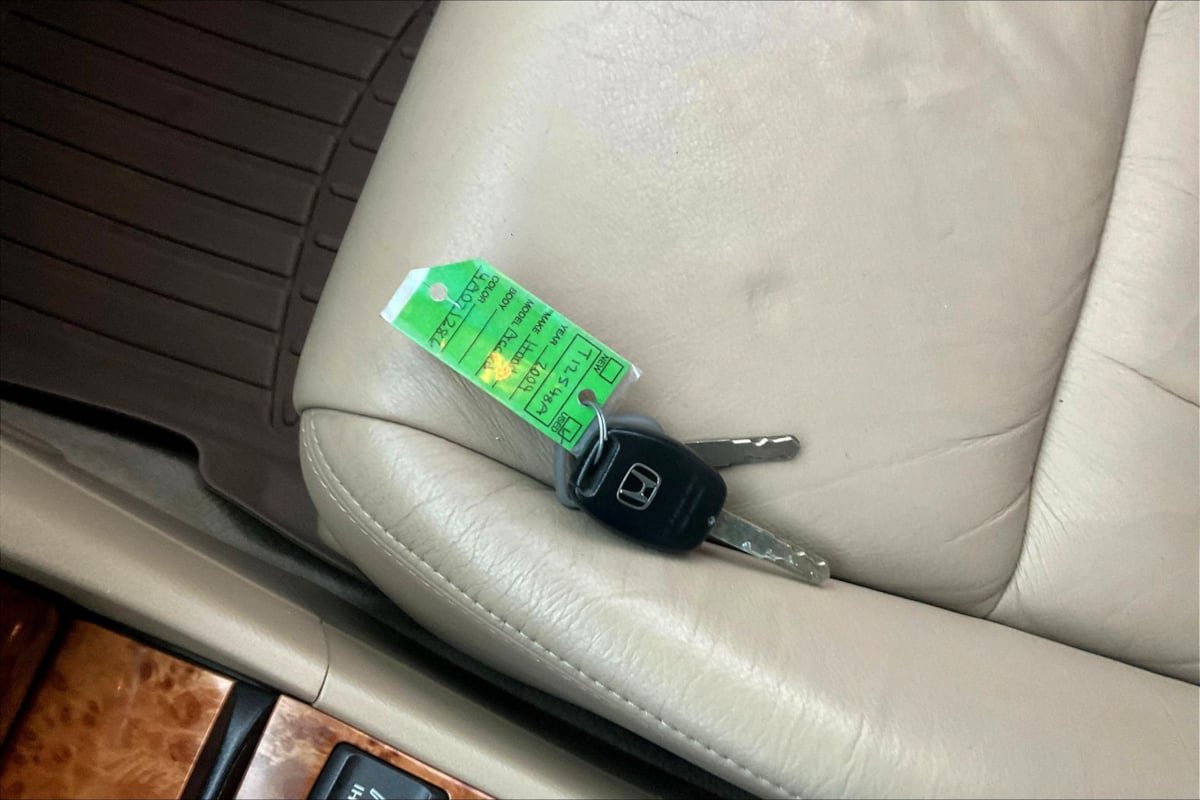 Used 2004 Honda Accord EX image 34