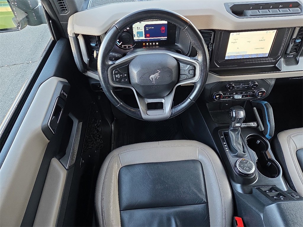 Used 2023 Ford Bronco Wildtrak image 12
