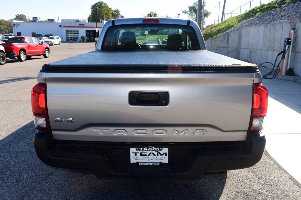 Used 2018 Toyota Tacoma SR AWD/4WD image 6