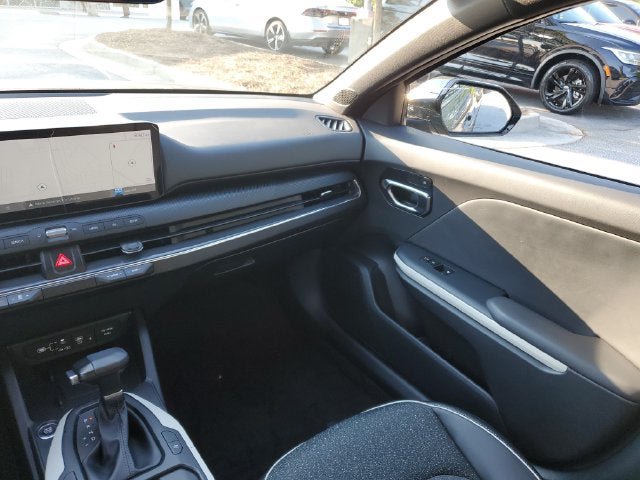 Used 2025 Kia K4 GT-Line w/ GT-Line Sunroof Package FWD image 10