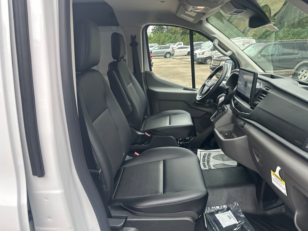 New 2025 Ford Transit 250 Low Roof image 12