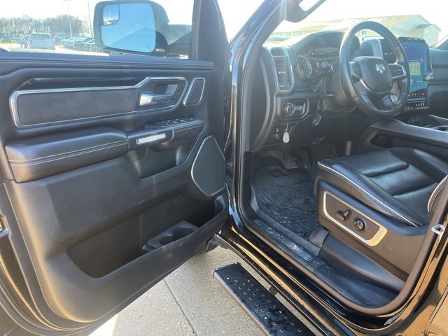 Used 2021 RAM 1500 Laramie image 9