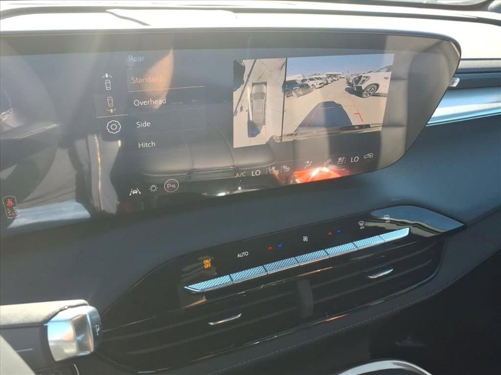 New 2026 Buick Enclave Avenir w/ Super Cruise Package FWD image 20