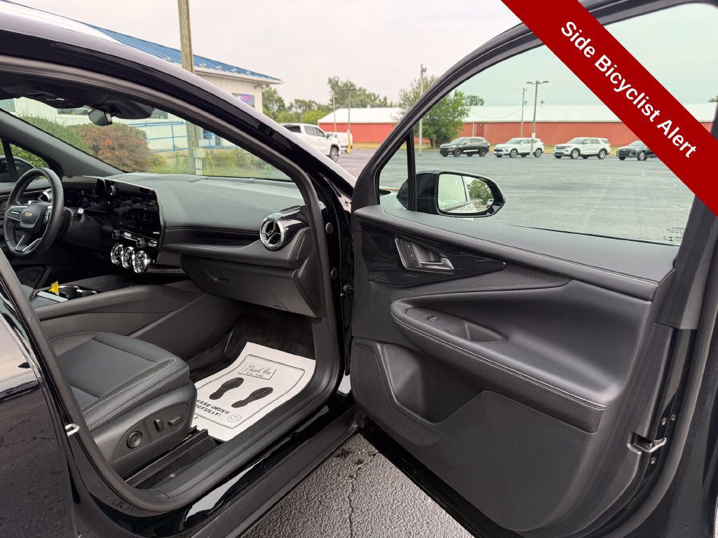 Used 2024 Chevrolet Blazer EV LT AWD/4WD image 44