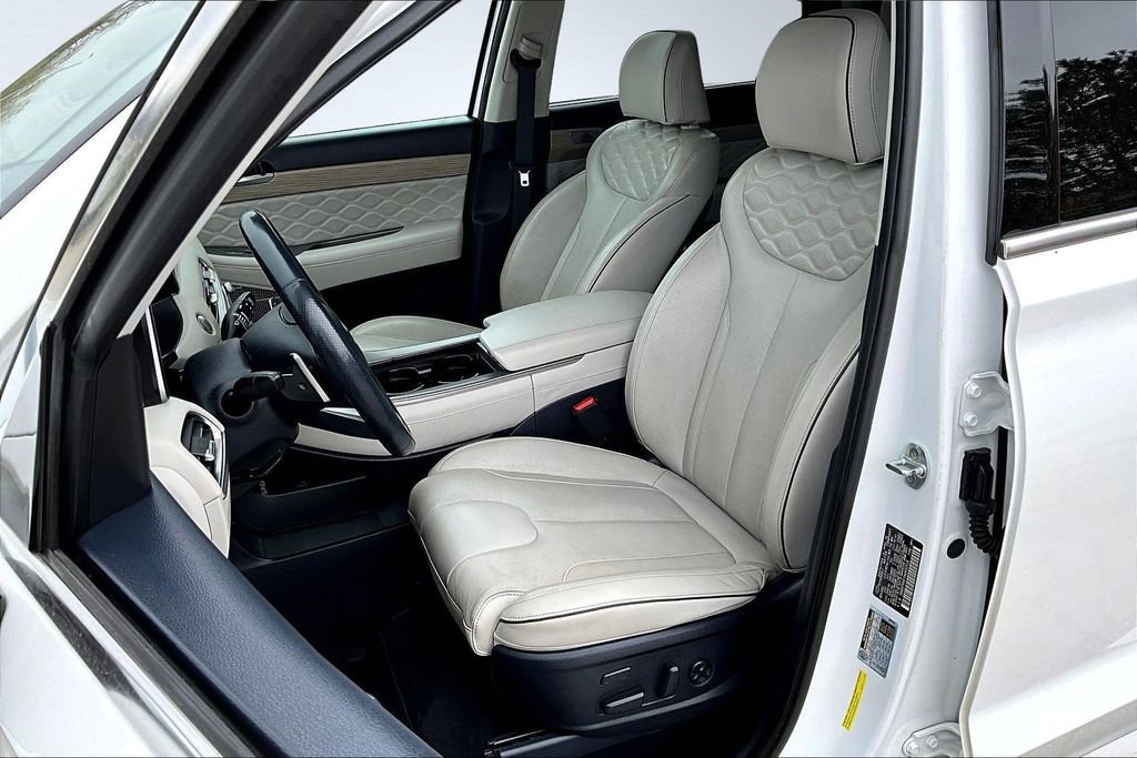 Used 2022 Hyundai Palisade Calligraphy w/ Cargo Package image 20
