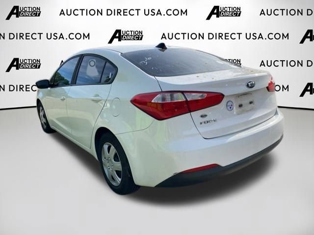 Used 2016 Kia Forte LX image 11