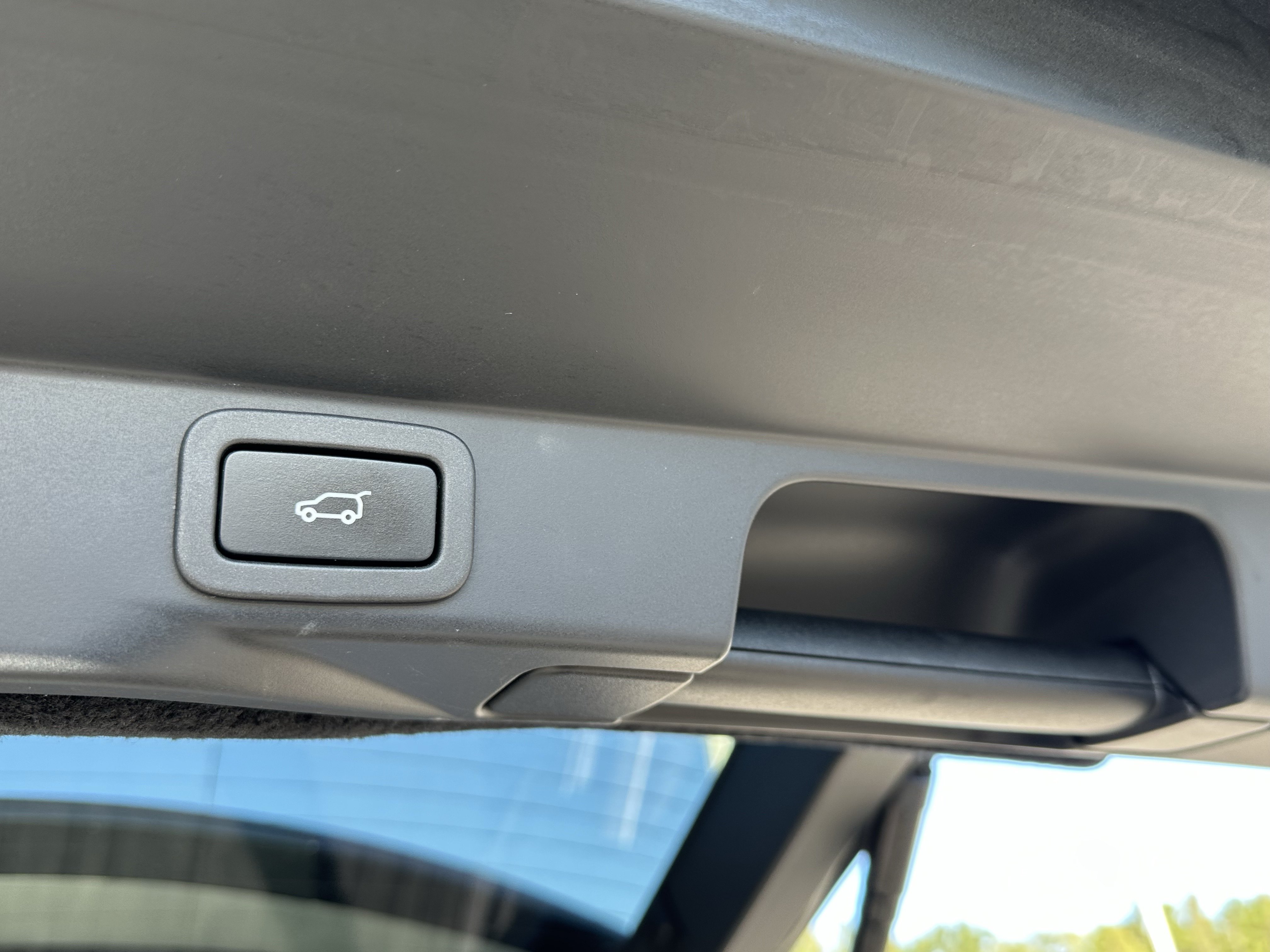 Used 2020 Land Rover Range Rover Sport HSE AWD/4WD image 38