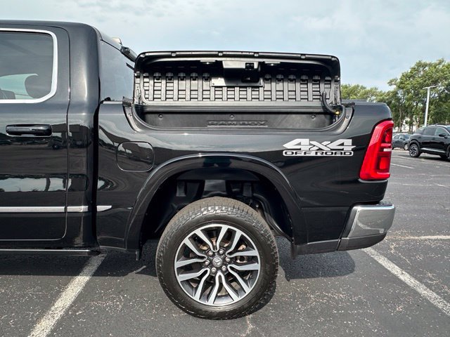 Used 2025 RAM 1500 Limited AWD/4WD image 15
