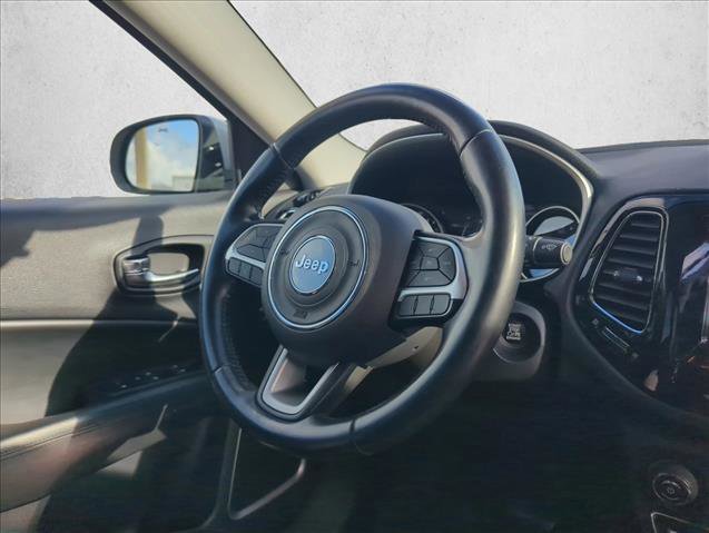 Used 2020 Jeep Compass Latitude image 24