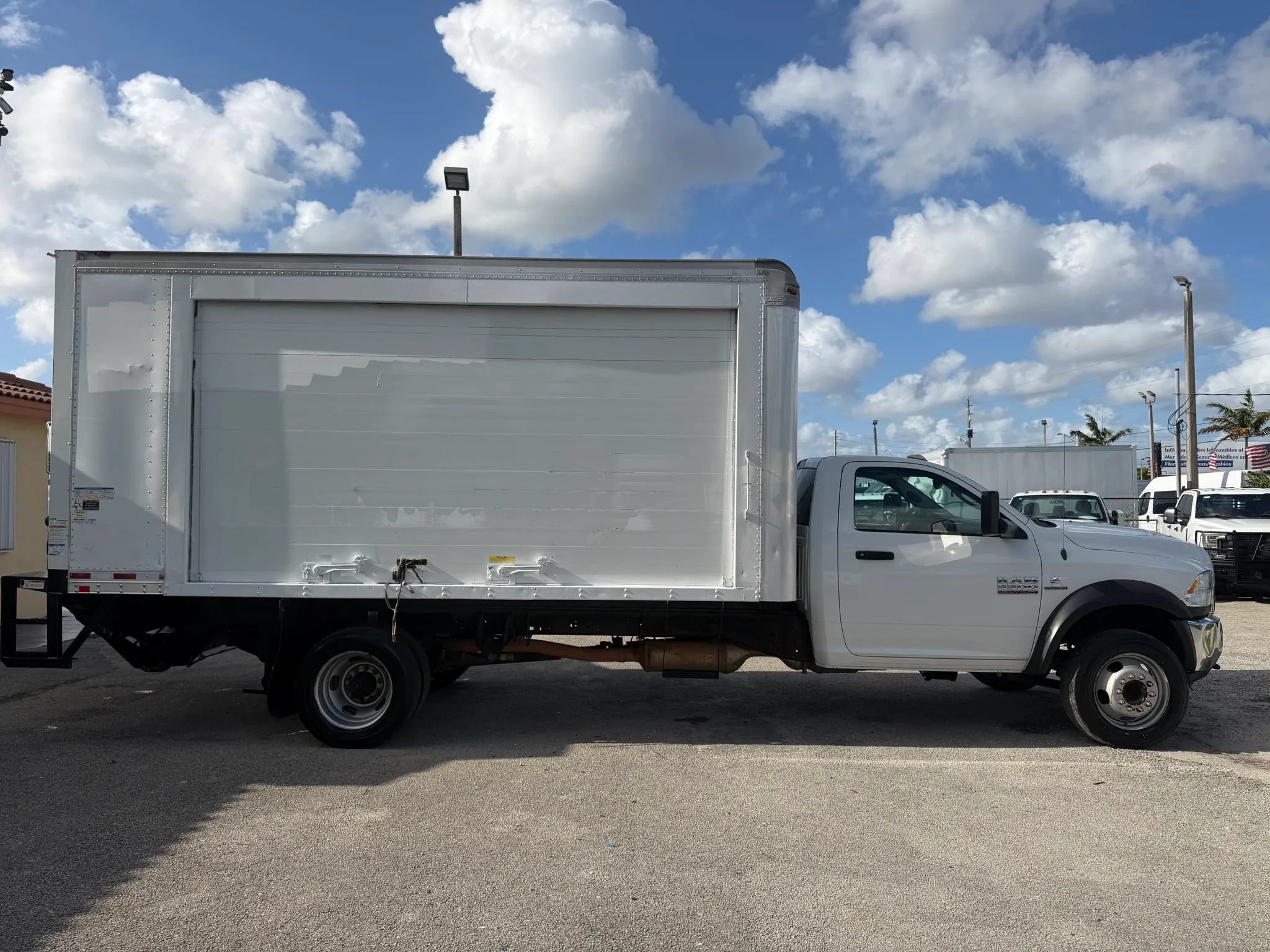 Used 2016 RAM 5500 Tradesman w/ Ambulance Prep Group RWD image 20