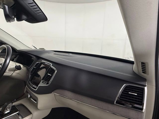 Used 2023 Volvo XC90 B5 Plus AWD/4WD image 30