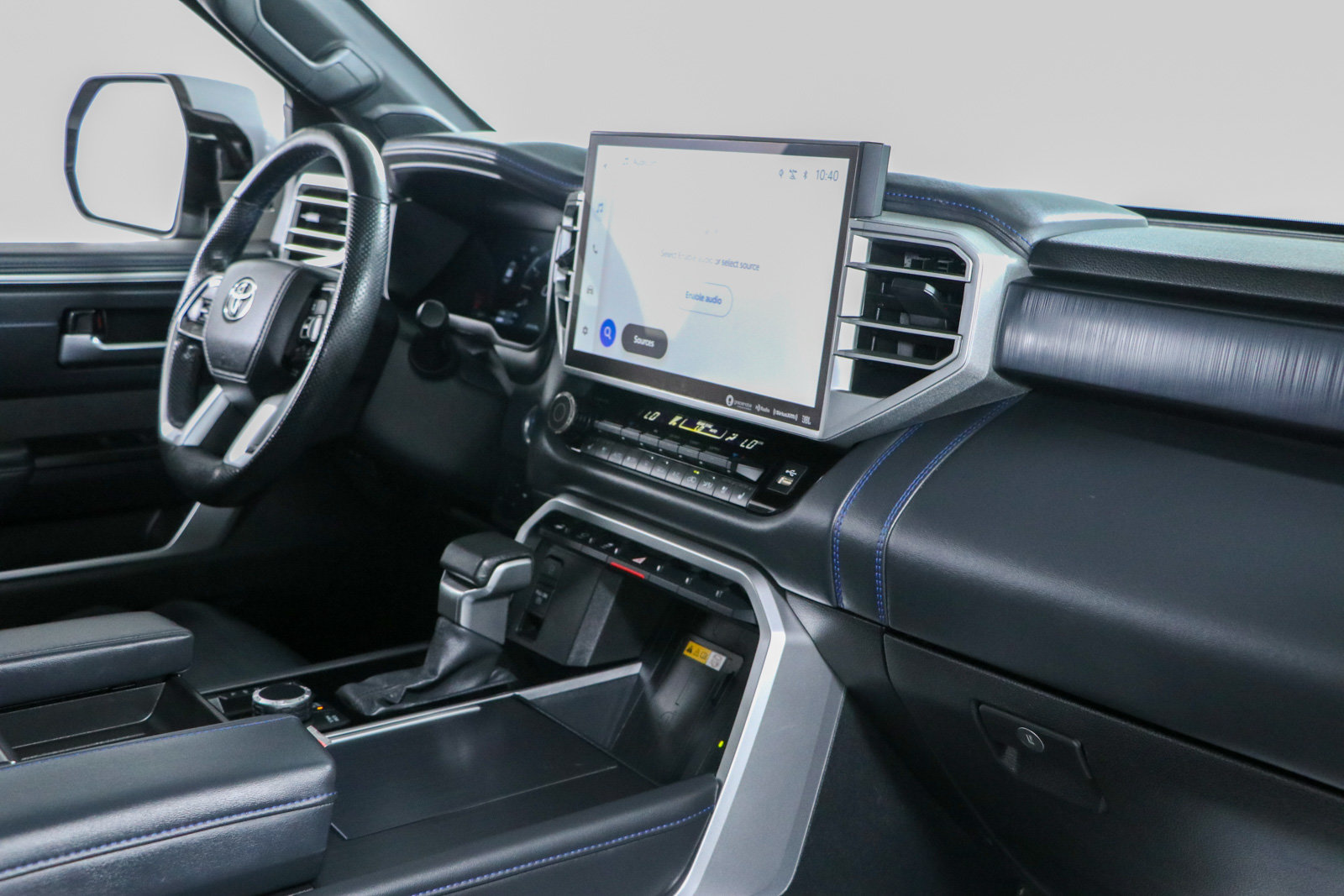 Used 2024 Toyota Sequoia Platinum AWD/4WD image 29