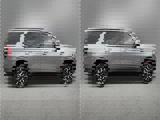 Used 2021 GMC Yukon AT4 w/ Rear Media and Nav Package image 6